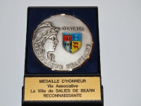 photo-medaille-le-06-octobre-2012-a-salies-de-bearn-64-medium